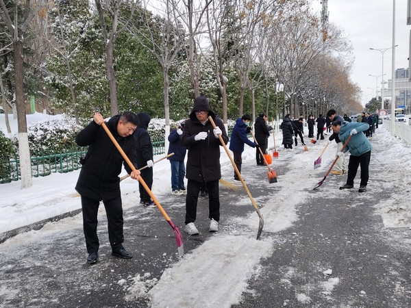 2026除雪  浴&ldquo;雪&rdquo;奮戰(zhàn)，守護(hù)平安.jpg